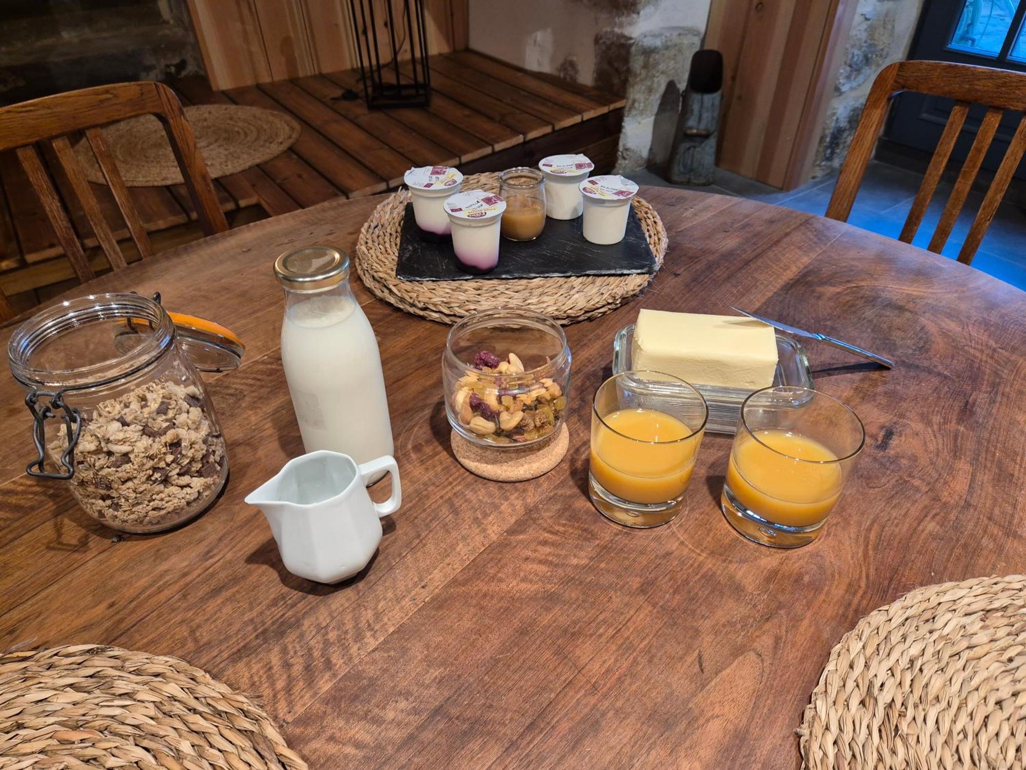 Bed and Breakfast Cote Tour à Orcet Extérieur photo